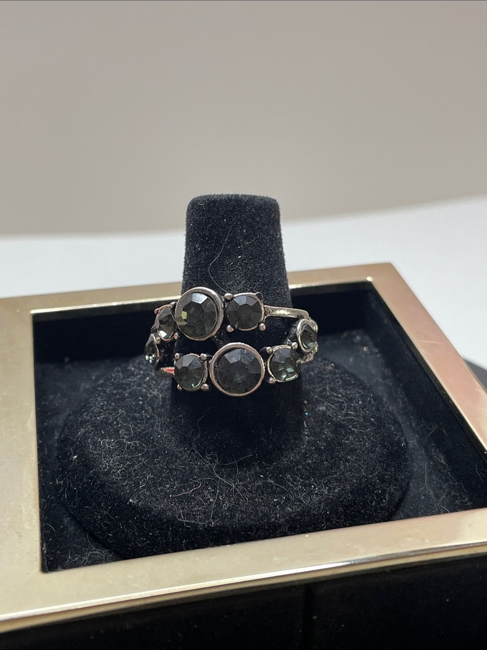 Stretchy Black Rhinestones Cluster Women's Ring
